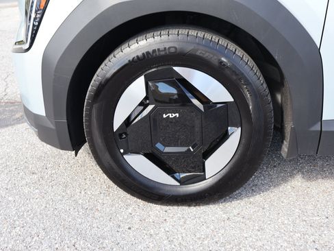 Used 2026 Kia EV9 Light RWD image 13