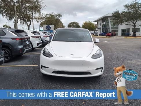 Used 2023 Tesla Model Y Long Range image 2