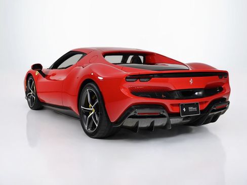 Used 2023 Ferrari 296 GTB RWD image 2