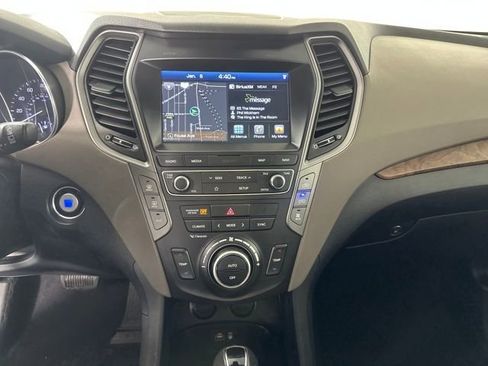 Used 2019 Hyundai Santa Fe XL image 30