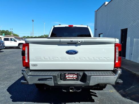 Used 2025 Ford F250 Lariat AWD/4WD image 4