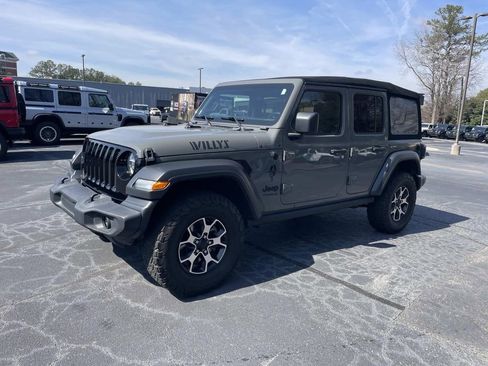 Used 2020 Jeep Wrangler Unlimited Sport image 7