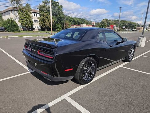 Used 2019 Dodge Challenger SXT w/ Driver Convenience Group AWD/4WD image 3