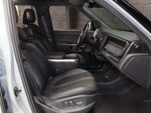 Used 2022 Rivian R1T Adventure AWD/4WD image 66