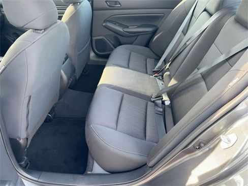 Used 2024 Nissan Altima 2.5 SV image 25