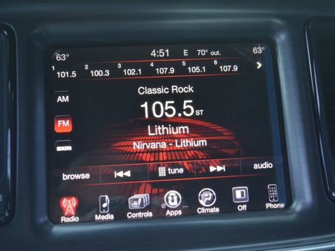 Used 2016 Dodge Challenger SXT Plus RWD image 19