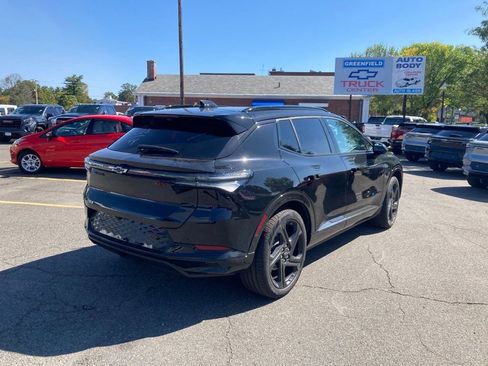 New 2025 Chevrolet Equinox EV RS w/ Convenience Package II FWD image 21