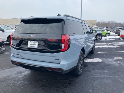 Used 2025 Ford Expedition Max Platinum w/ Stealth Performance Package image 8