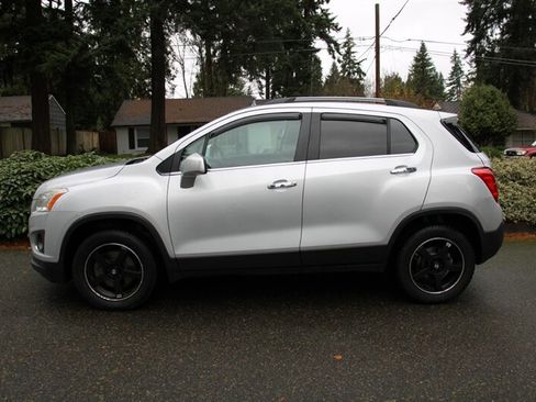 Used 2015 Chevrolet Trax LTZ image 14