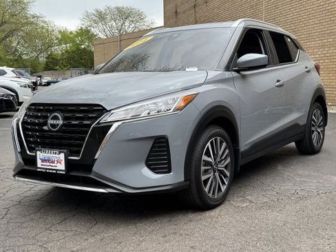 Used 2024 Nissan Kicks SV FWD image 25
