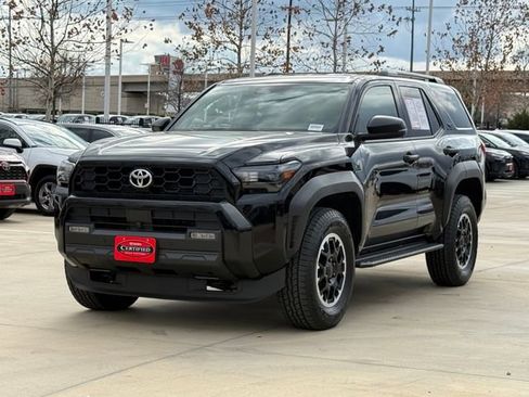 Used 2025 Toyota 4Runner TRD Off-Road image 5