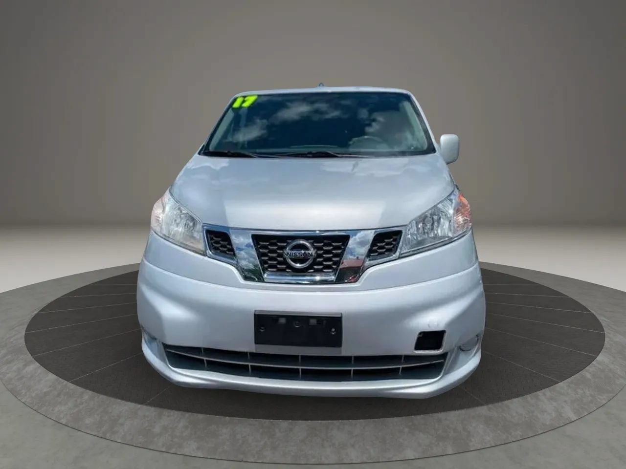 Used 2017 Nissan NV200 SV w/ Technology Package FWD image 2