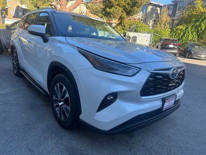 Certified 2023 Toyota Highlander XLE