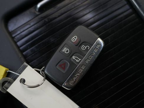 Used 2019 Land Rover Discovery Sport SE AWD/4WD image 59