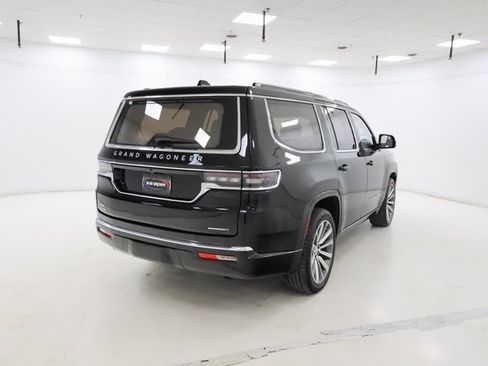 Used 2022 Jeep Grand Wagoneer Series II w/ Premium Group II image 3