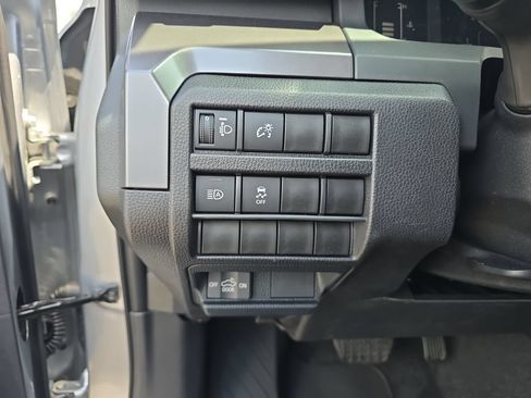 Used 2026 Toyota Tacoma SR5 AWD/4WD image 27