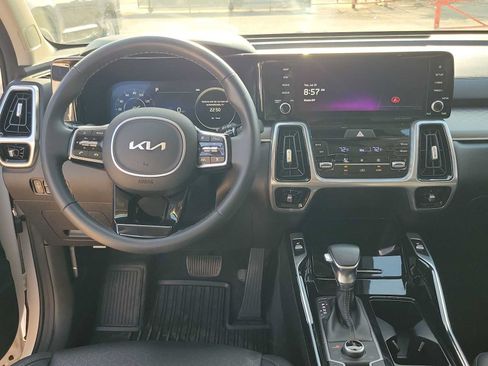 Used 2023 Kia Sorento SX AWD/4WD image 14