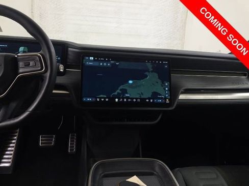 Used 2023 Rivian R1T Adventure image 9