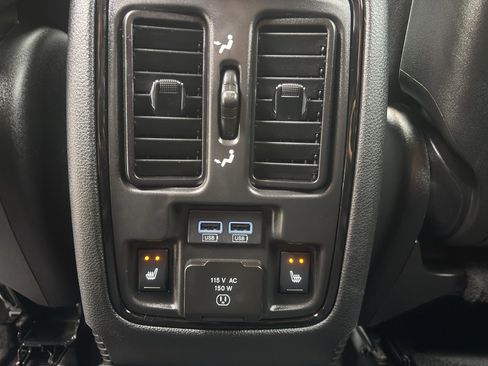 Used 2022 Dodge Durango R/T AWD/4WD image 10