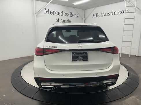 Used 2026 Mercedes-Benz GLC 300 image 7
