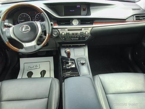 Used 2013 Lexus ES 350 w/ Premium Pkg image 6