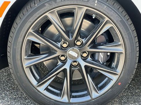 New 2026 Cadillac CT5 V AWD/4WD image 8
