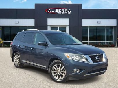 Used 2015 Nissan Pathfinder SL w/ SL Premium Package