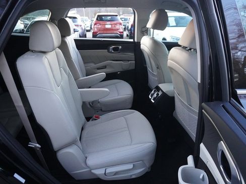 Used 2023 Kia Sorento SX Prestige image 45