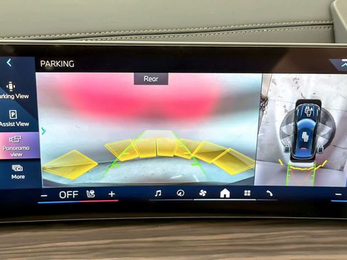 New 2026 BMW X6 xDrive40i w/ Executive Package image 20