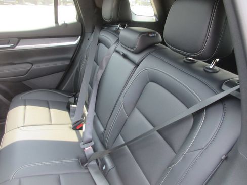 New 2027 GMC Terrain Elevation w/ Elevation Premium Package FWD image 12