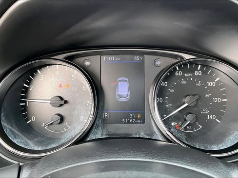 Used 2020 Nissan Rogue Sport SV image 26