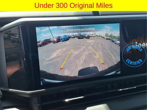 Used 2024 Jeep Wrangler Unlimited Rubicon w/ Convenience Group AWD/4WD image 6