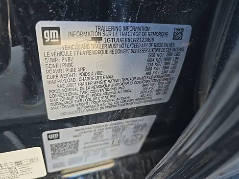 Used 2024 GMC Sierra 1500 AT4 w/ Technology Package AWD/4WD image 14
