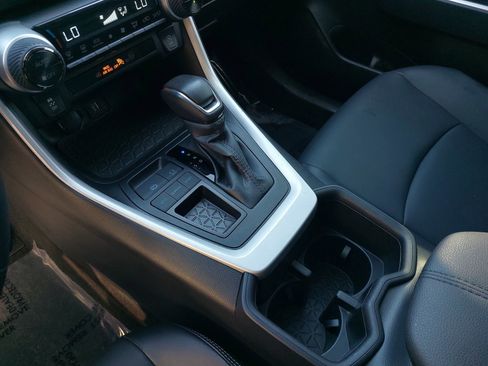 Used 2025 Toyota RAV4 XLE Premium FWD image 25