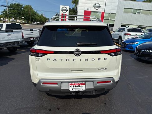 Certified 2024 Nissan Pathfinder Platinum w/ Cargo Package AWD/4WD image 6