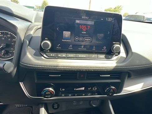 New 2026 Nissan Rogue SV image 25