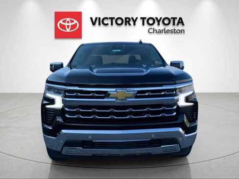 Used 2023 Chevrolet Silverado 1500 LTZ w/ LTZ Premium Package AWD/4WD image 8