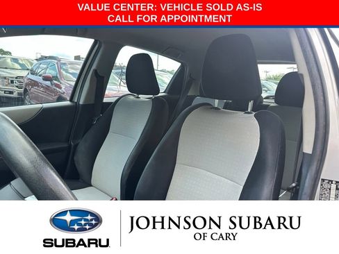 Used 2012 Toyota Yaris LE FWD image 7