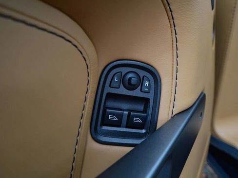 Used 2008 Aston Martin V8 Vantage Coupe image 27