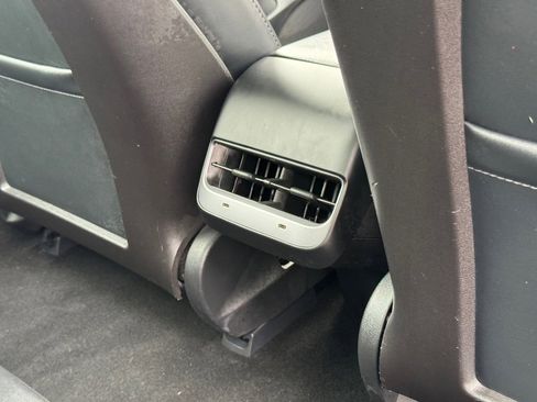 Used 2020 Tesla Model 3 Standard Range Plus image 20