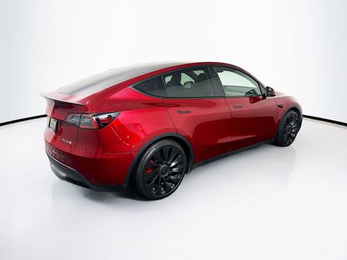 Used 2024 Tesla Model Y Performance image 9