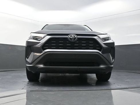 Used 2025 Toyota RAV4 LE AWD/4WD image 32