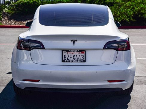 Used 2022 Tesla Model 3 image 5