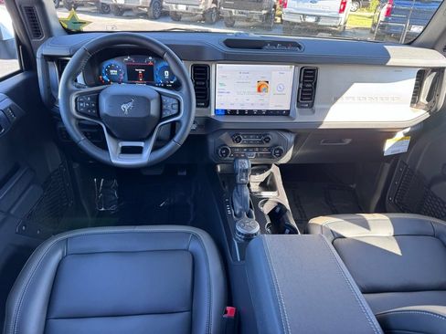 New 2025 Ford Bronco Outer Banks image 5