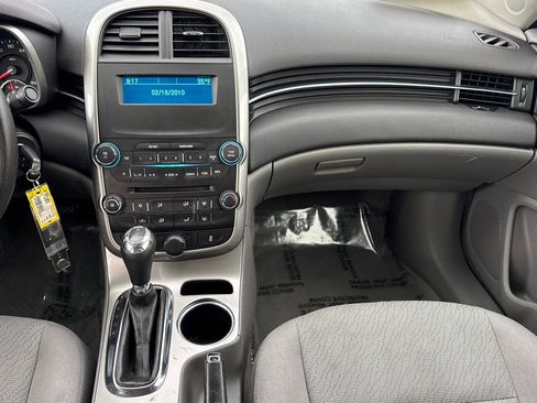 Used 2015 Chevrolet Malibu LS image 27