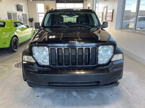 Used 2011 Jeep Liberty Sport w/ Popular Equipment Group image 2