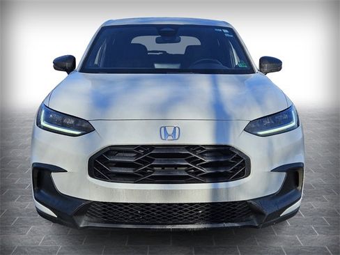 Used 2023 Honda HR-V Sport image 2