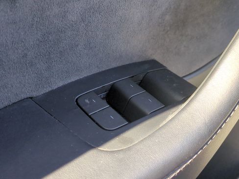 Used 2023 Tesla Model 3 Standard Range image 25