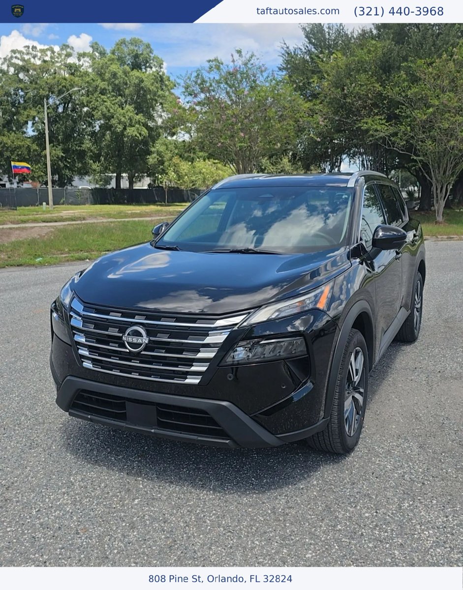 Used 2026 Nissan Rogue SL AWD/4WD image 3