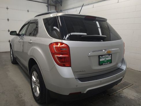 Used 2017 Chevrolet Equinox LT w/ Convenience Package FWD image 5